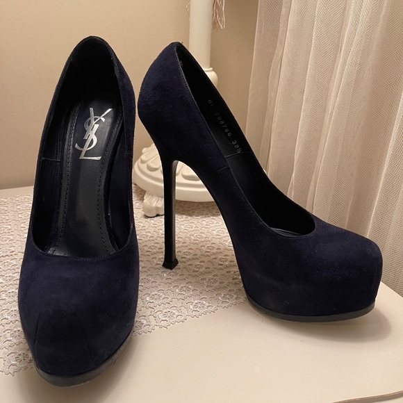 Pumps - Picture 2 of 6